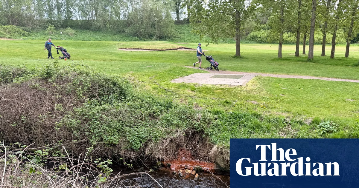 100 yıl zehir saçacak: Kimyasal atıklar üzerine golf sahası