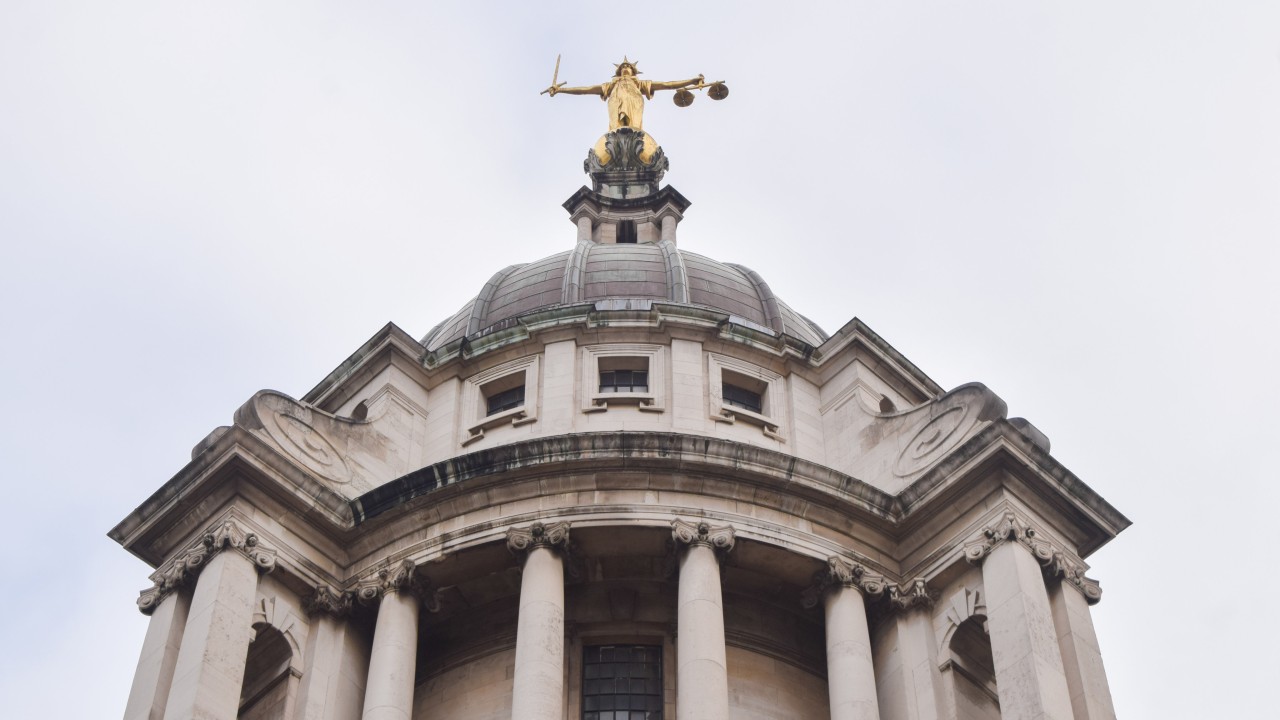12 Öfkeli Adam: Old Bailey'den Hong Kong'a Jüri Adaleti