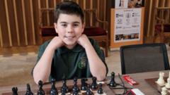 13 Yaşındaki Ethan, Ulster Satranç Tarihine Geçti