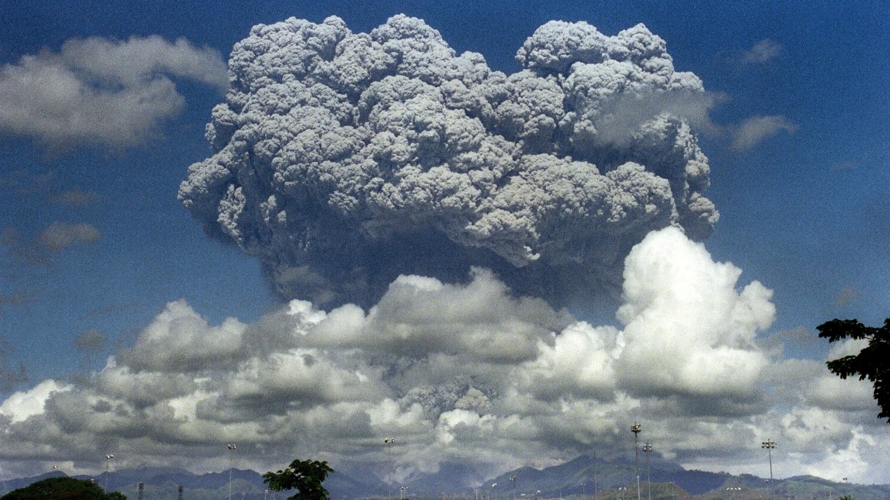 1991'de Pinatubo Yanardağı Patlaması: 25 km'ye Ulaşan Kül Bulutu
