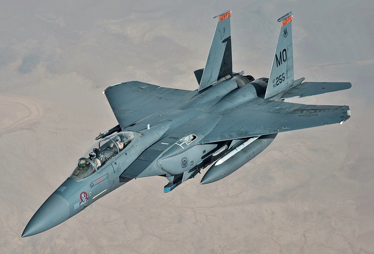 ABD'li F-15E mürettebatı İran savaşında iki uçak kaybından sağ kurtuldu