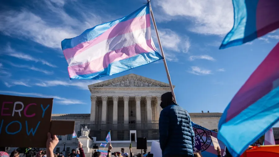 ABD Adalet Bakanlığı'ndan Kansas'taki okul bölgesine trans öğrenci davası