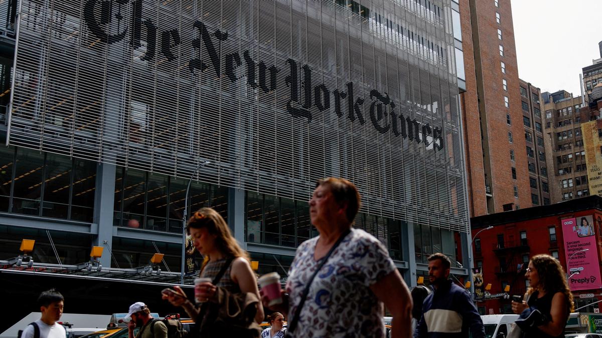 ABD Adalet Bakanlığı'ndan New York Times muhabirine Kuzey Kore baskını