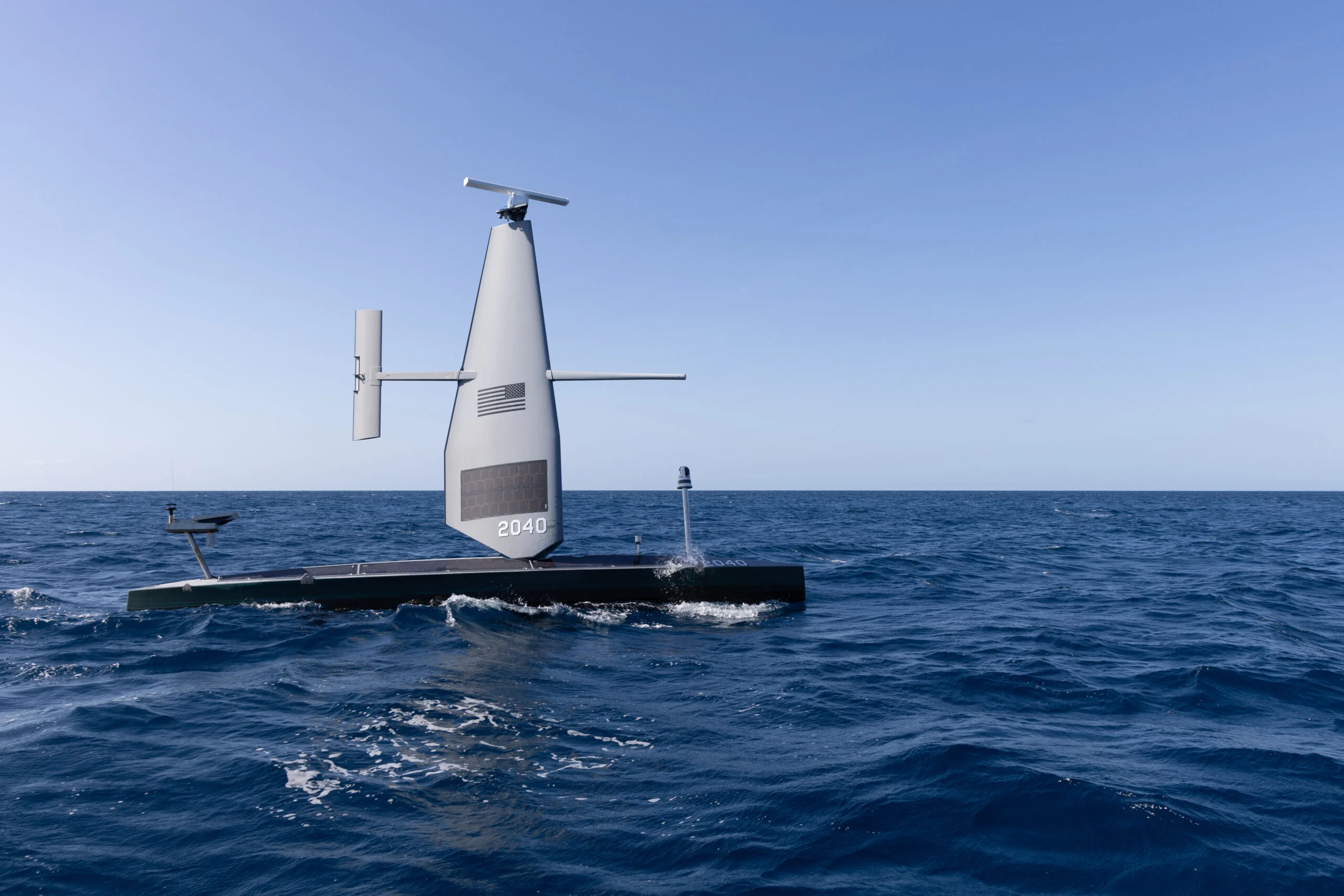 ABD Donanması, Saildrone İHA'larıyla Uyuşturucuyla Mücadelede Süre Uzatımı Aldı