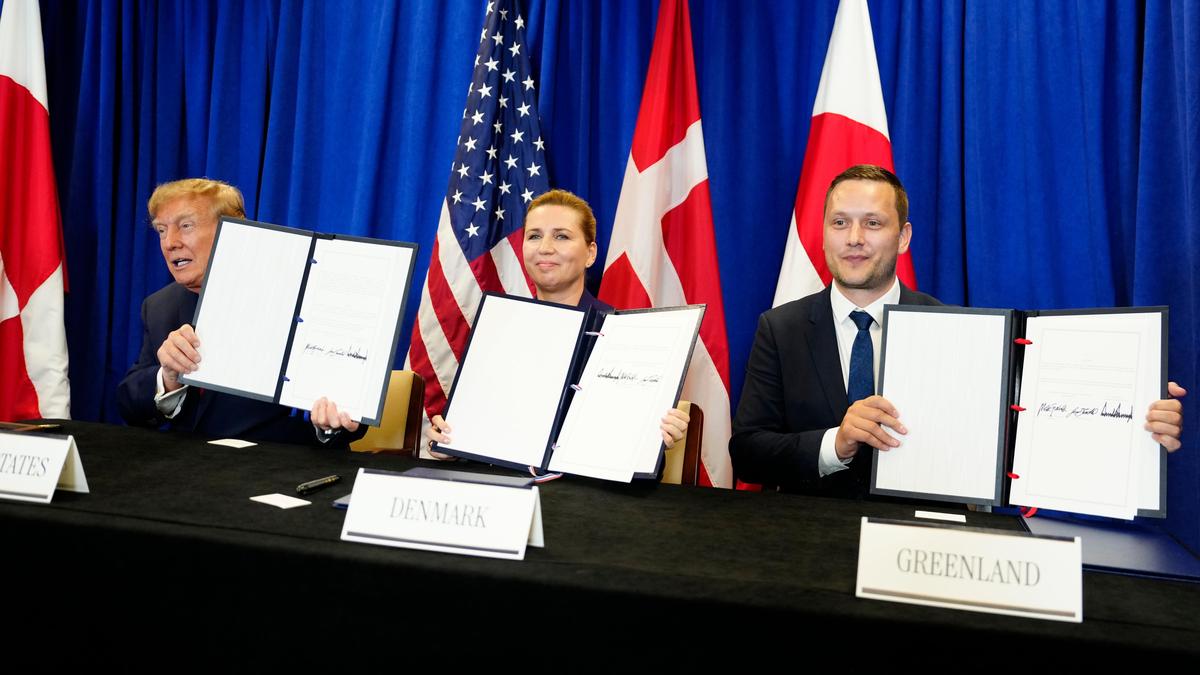 ABD Grönland'da 2 yeni askeri üs kuruyor: Arktik yarışı kızışıyor