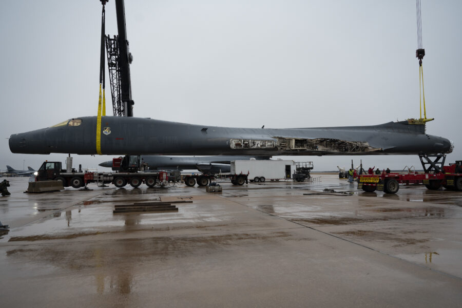 ABD Hava Kuvvetleri B-1 ve B-52 Bakımını Hızlandırıyor