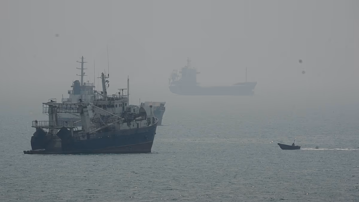 ABD Beş İran Tankerini Vurdu, Tahran Ürdün'ü Hedef Aldı