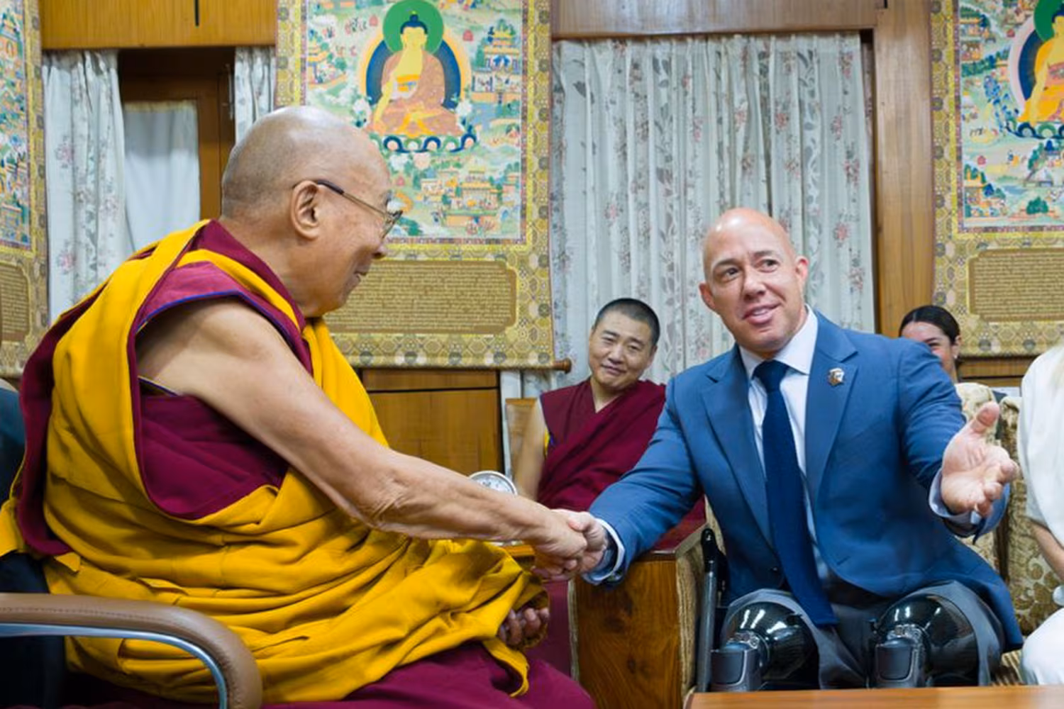 ABD Kongre Heyeti Hindistan'da Dalai Lama ile Görüştü