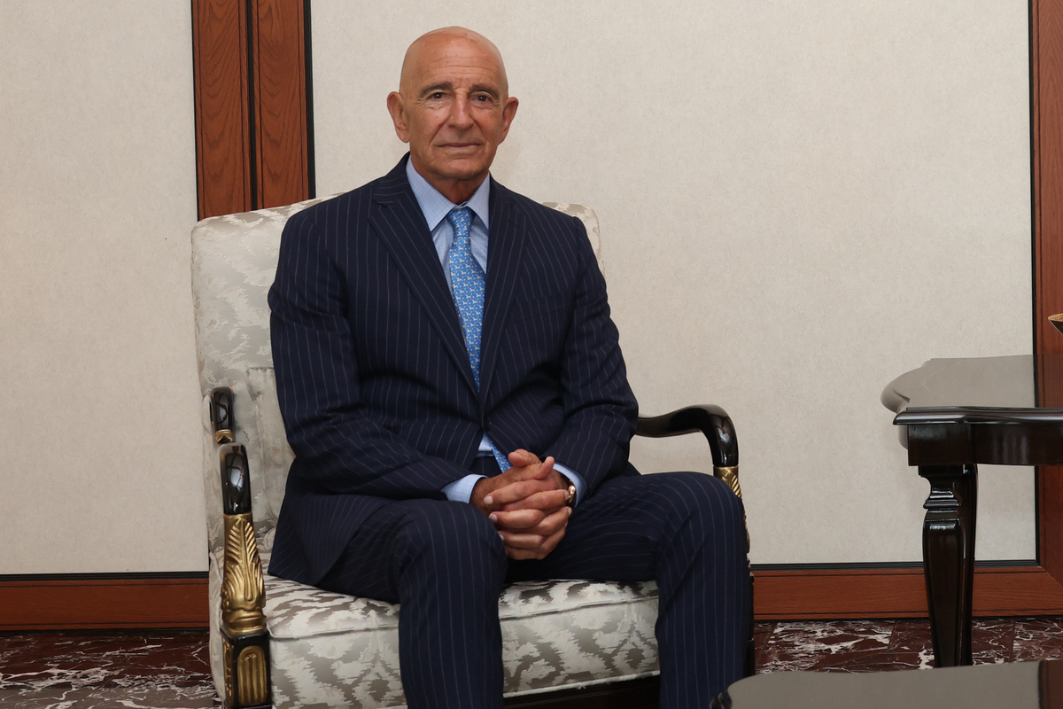 ABD'li elçi ve Irak Başbakanı silahların devlet kontrolü görüştü