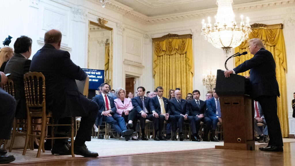 ABD medyası Trump'ın asılsız iddialarla dolu konuşmasını yayınlama kararında ikiye bölündü