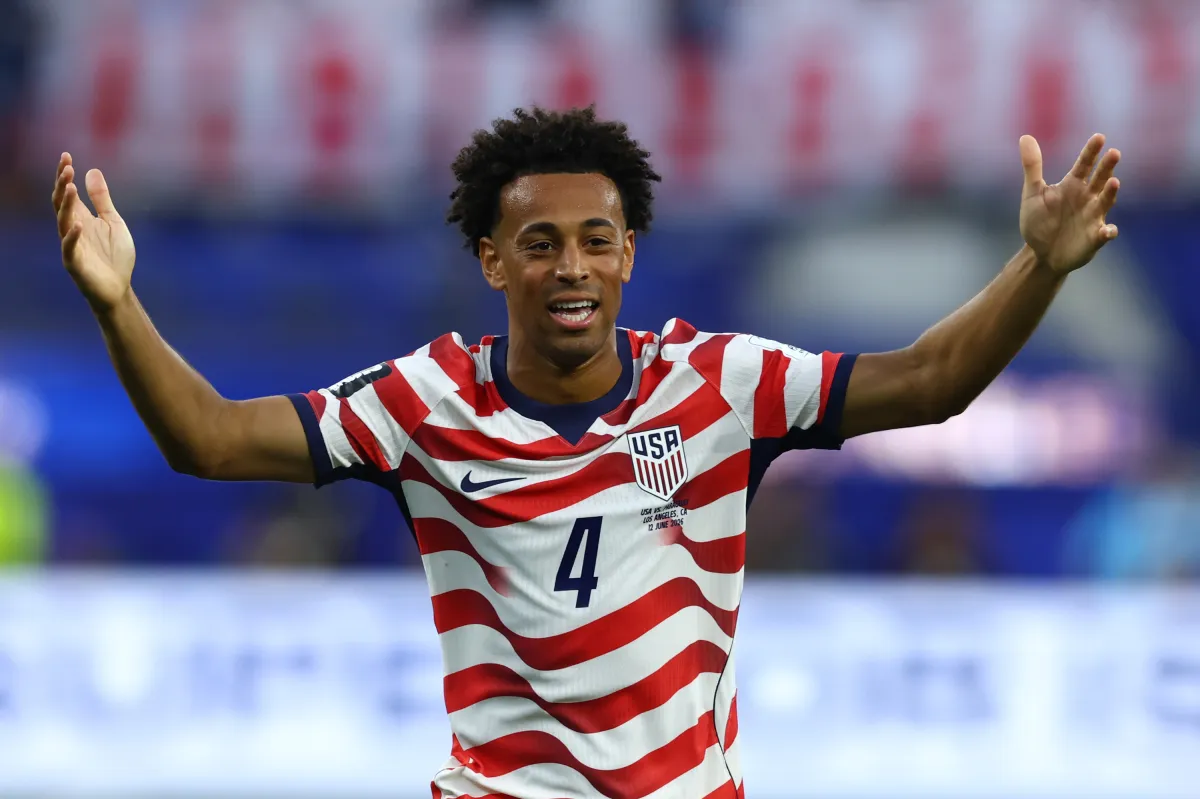 ABD Milli Takımı Yıldızı Tyler Adams Knicks NBA Zaferini Kutladı