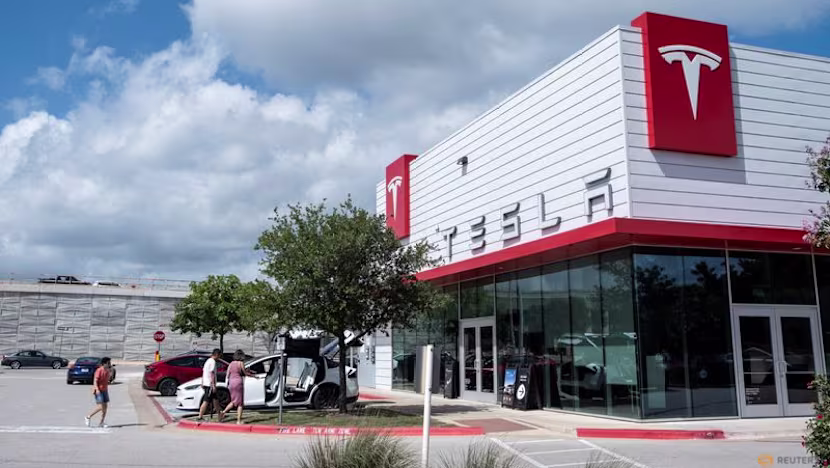 ABD'den Teksas'taki Ölümlü Tesla Kazasına Soruşturma