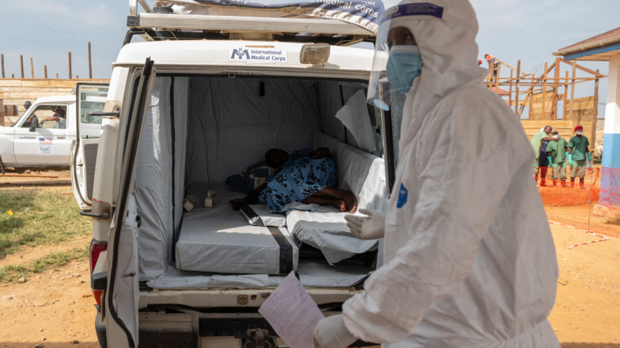 ABD öncülük etmezse Ebola ile kim mücadele edecek