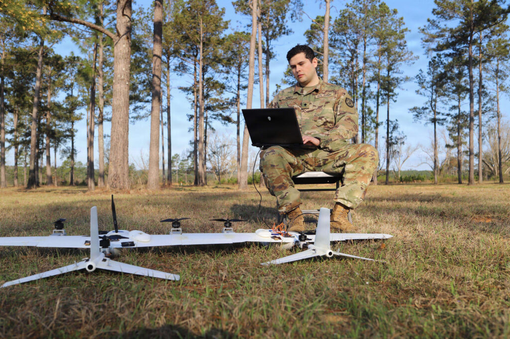 ABD Ordusu, 11. Siber Taburu için Drone'larda Siber Yetenek Test Ediyor