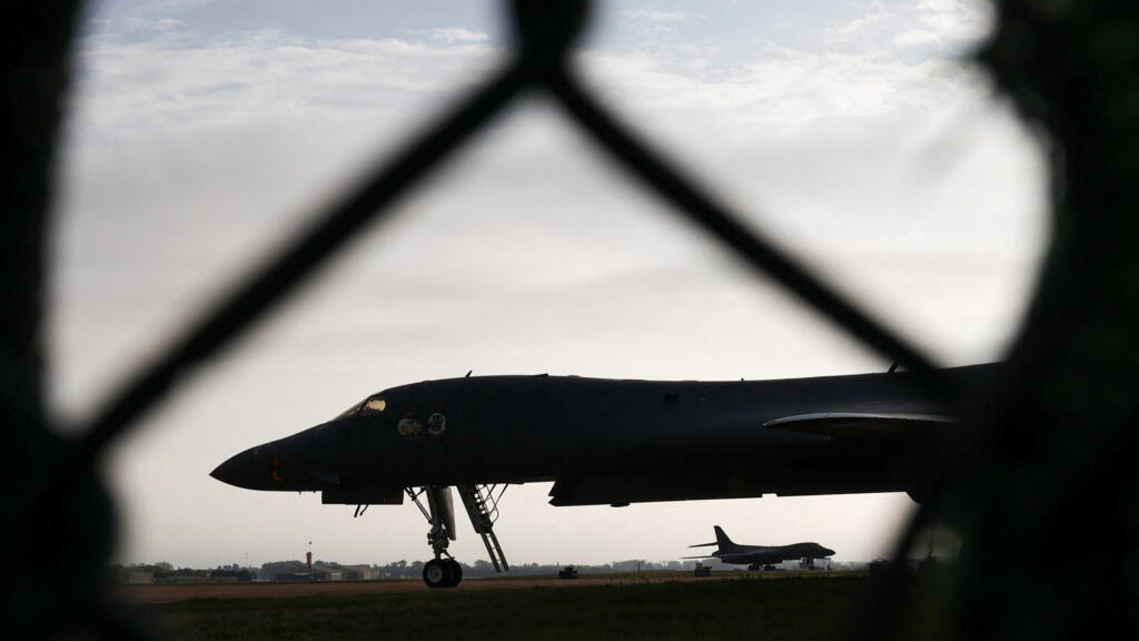 ABD, RAF Fairford'daki B-1 bombardıman uçaklarını çekti
