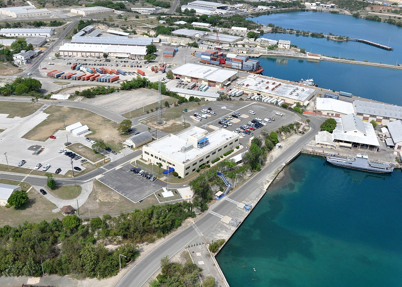 ABD Savunma Bakanı Guantanamo'da: Küba'ya Baskı Artıyor