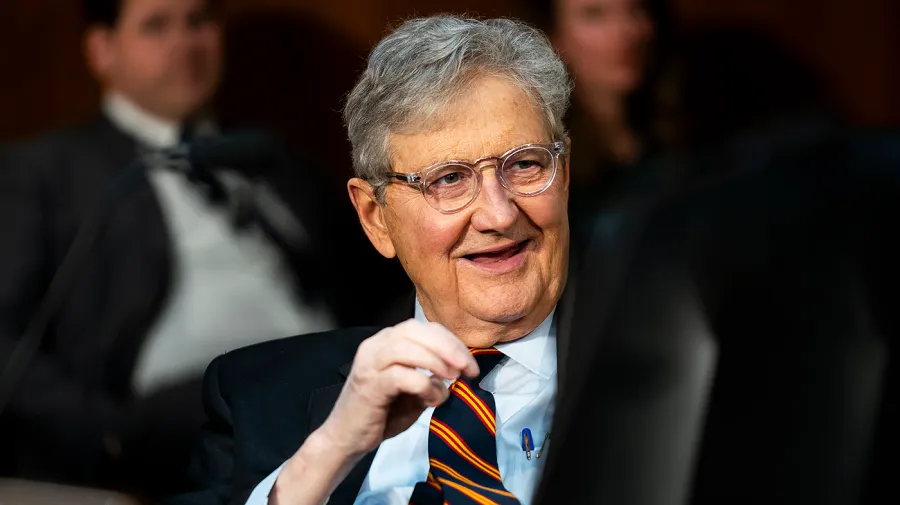 ABD Senatörü Kennedy'den Başkanlık Adaylığı Sinyali