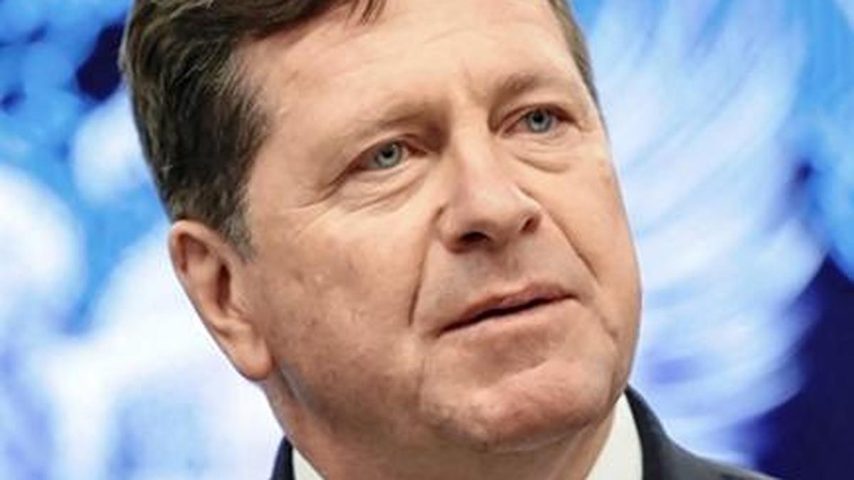 ABD Senatosu Jay Clayton'ı İstihbarat Direktörü Olarak Onaylamaya Hazırlanıyor