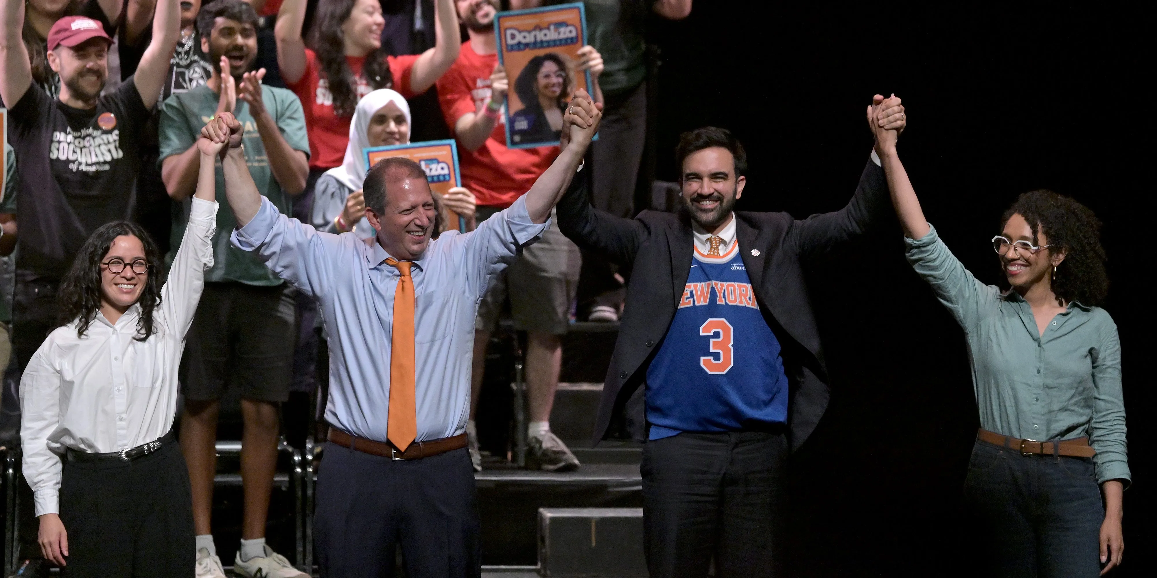 ABD'de Sosyalistler New York'ta Seçim Zaferi Kazandı