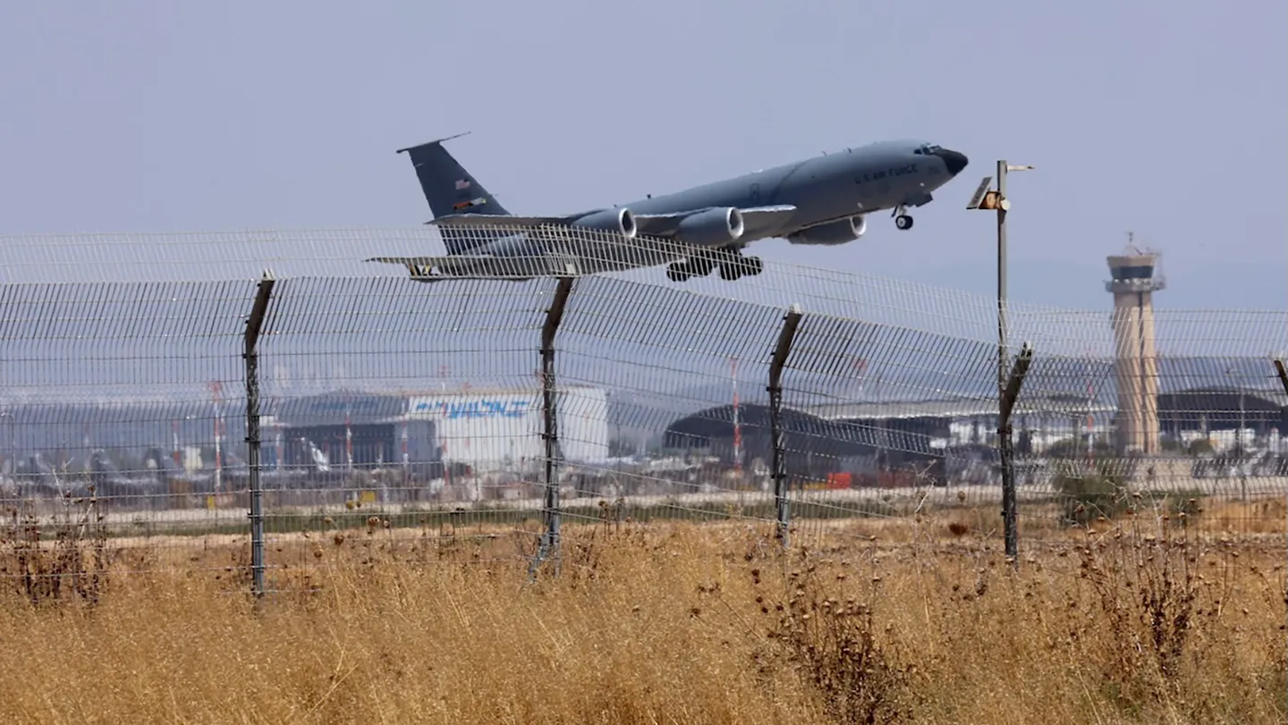 ABD Tanker Uçakları Ben Gurion'dan Çıkarılıyor: Savaş Gücüne Etkisi Ne
