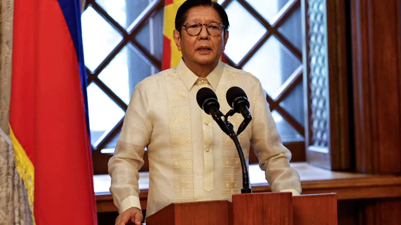 ABD ve Çin neden Filipinler'in Marcos'unu Rusya-ASEAN görüşmelerinde izliyor