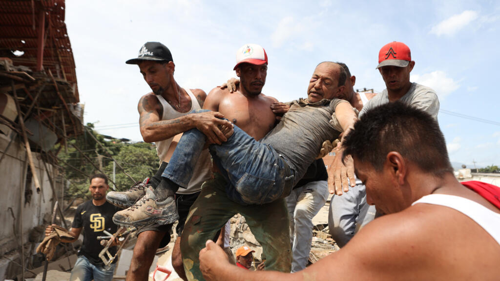 ABD'den Venezuela'ya yardım: 2 savaş gemisi yola çıktı