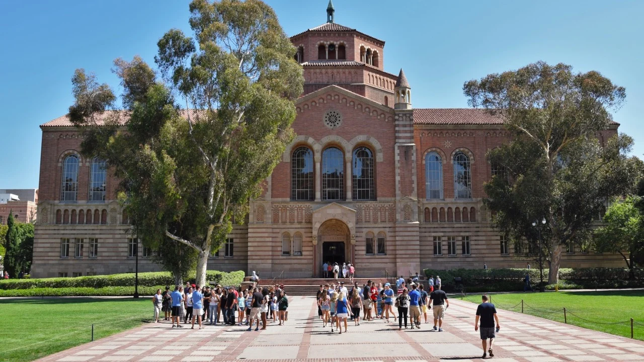 ABD'li Jeffrey Ying, UCLA Kütüphanesi'nden Nadir Çin El Yazmasını Çaldığı İçin Hapse Atıldı