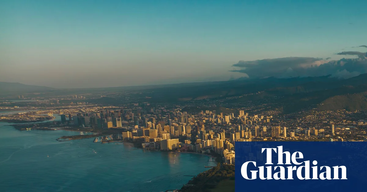 ABD'li kadın kürekçi California-Hawaii arasını tek başına geçti