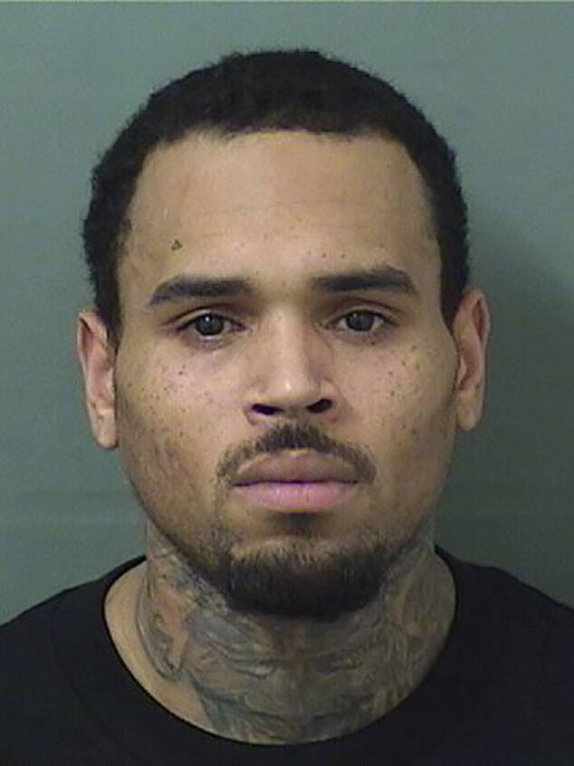 ABD'li şarkıcı Chris Brown'un Londra'daki olay davasında suç duyurusu