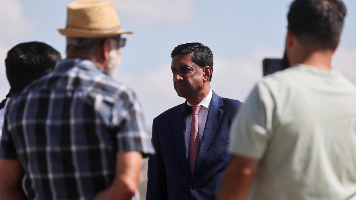ABD'li Temsilci Ro Khanna Batı Şeria'da İsrailli Yerleşimciler Tarafından Kısa Süreliğine Alıkonuldu