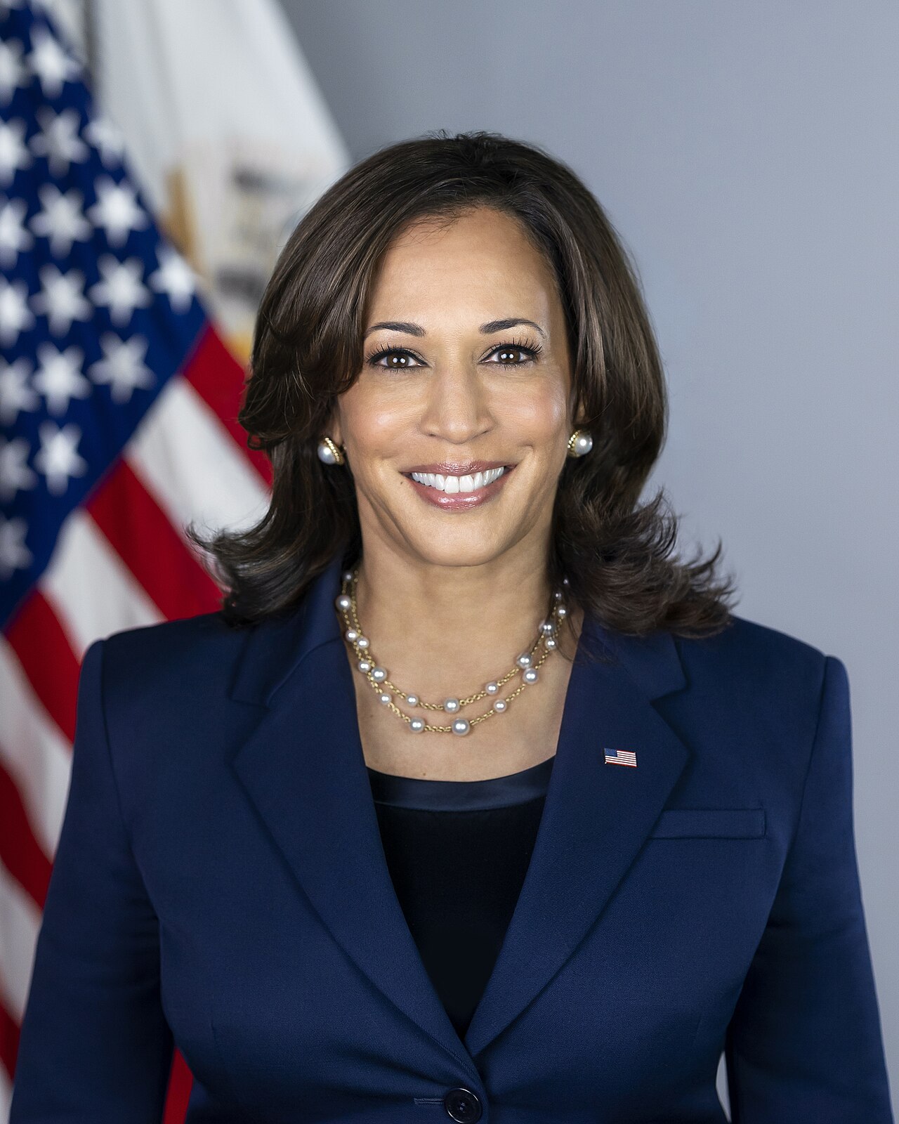 Abdul El-Sayed, Kamala Harris'in tartışmalı savunmasını başlattı