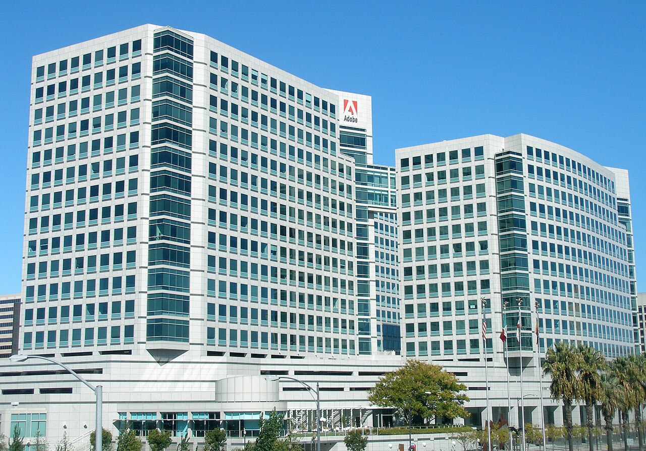 Adobe Yeni CEO'sunu Açıkladı: Hisse Neden Düşüyor