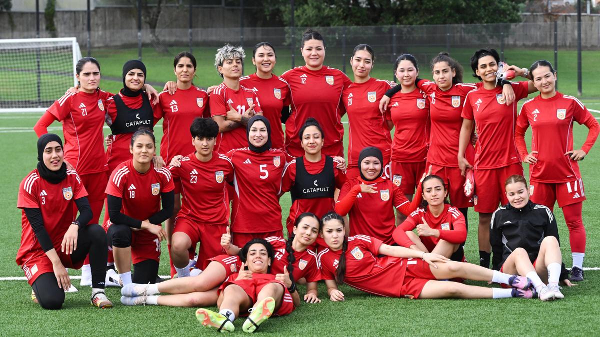 Afgan Kadın Futbol Takımı Sürgün Yıllarından Sonra Yeniden Sahada