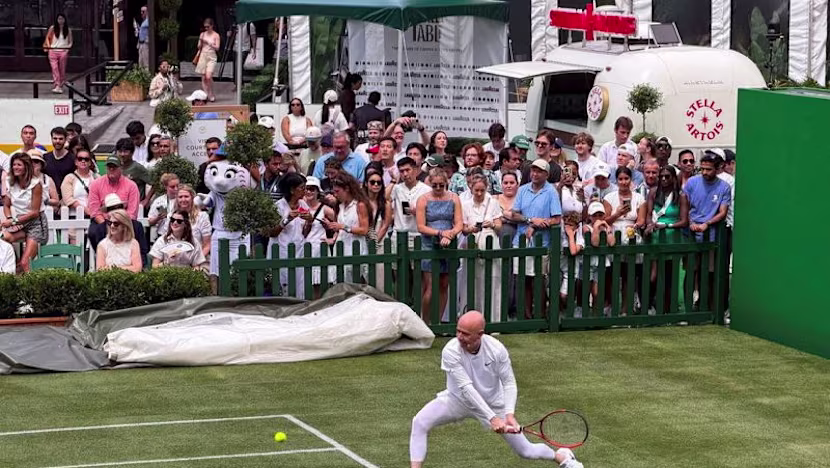Agassi ve Wozniacki, Wimbledon'ı New York'a Taşıdı