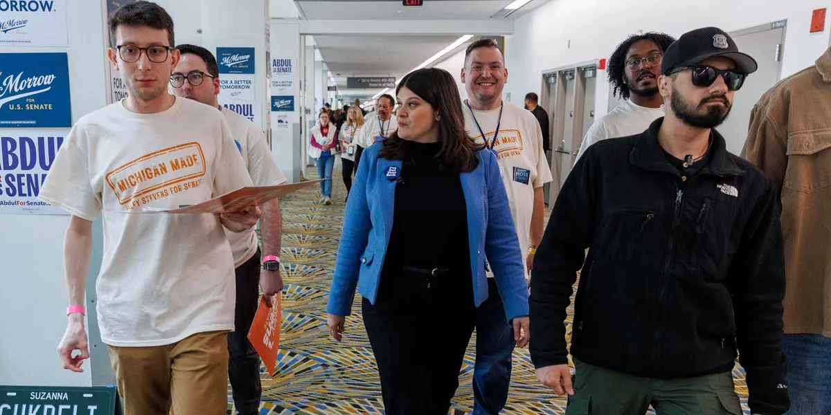 AIPAC destekli Stevens, Michigan'da ön seçimde Filistin yanlısı adayla yarışıyor
