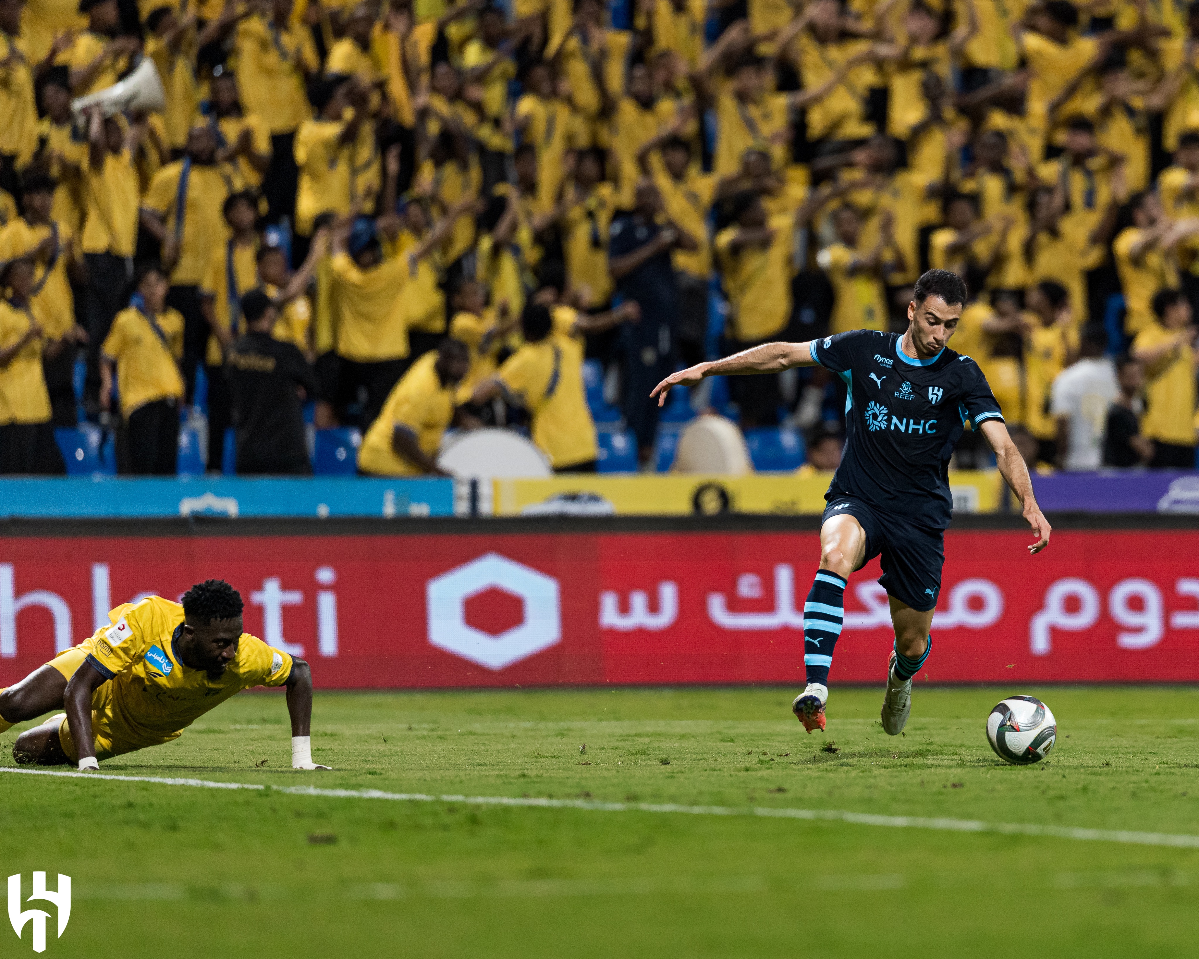 Al-Nassr, Al-Khaleej ile Berabere Kaldı; Al-Hilal Martinelli'nin Hat-Trick'iyle Kazandı