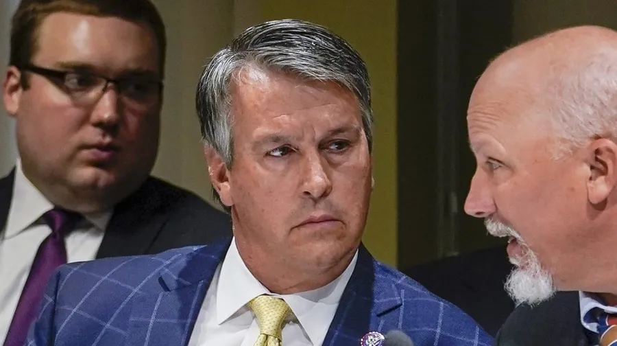 Alabama'da Cumhuriyetçi ön seçim: Moore ve Hudson yarışıyor