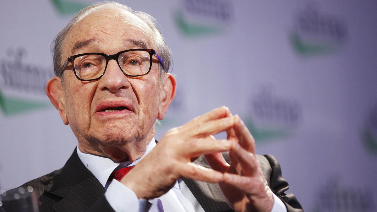 Eski ABD Merkez Bankası Başkanı Alan Greenspan 100 Yaşında Vefat Etti