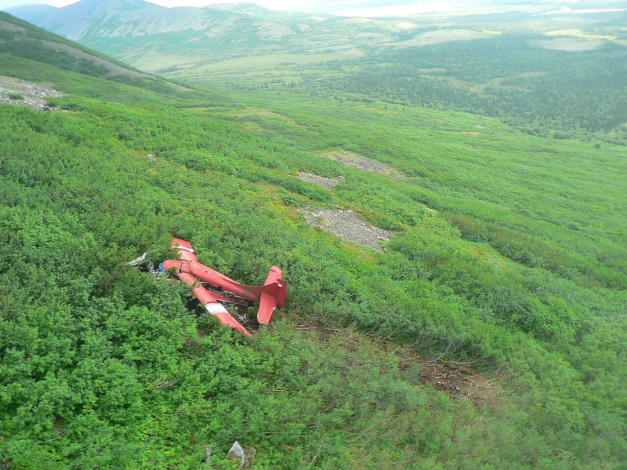 Alaska'da Askeri Tesis Yakınında Kiralık Uçak Düştü: 8 Ölü