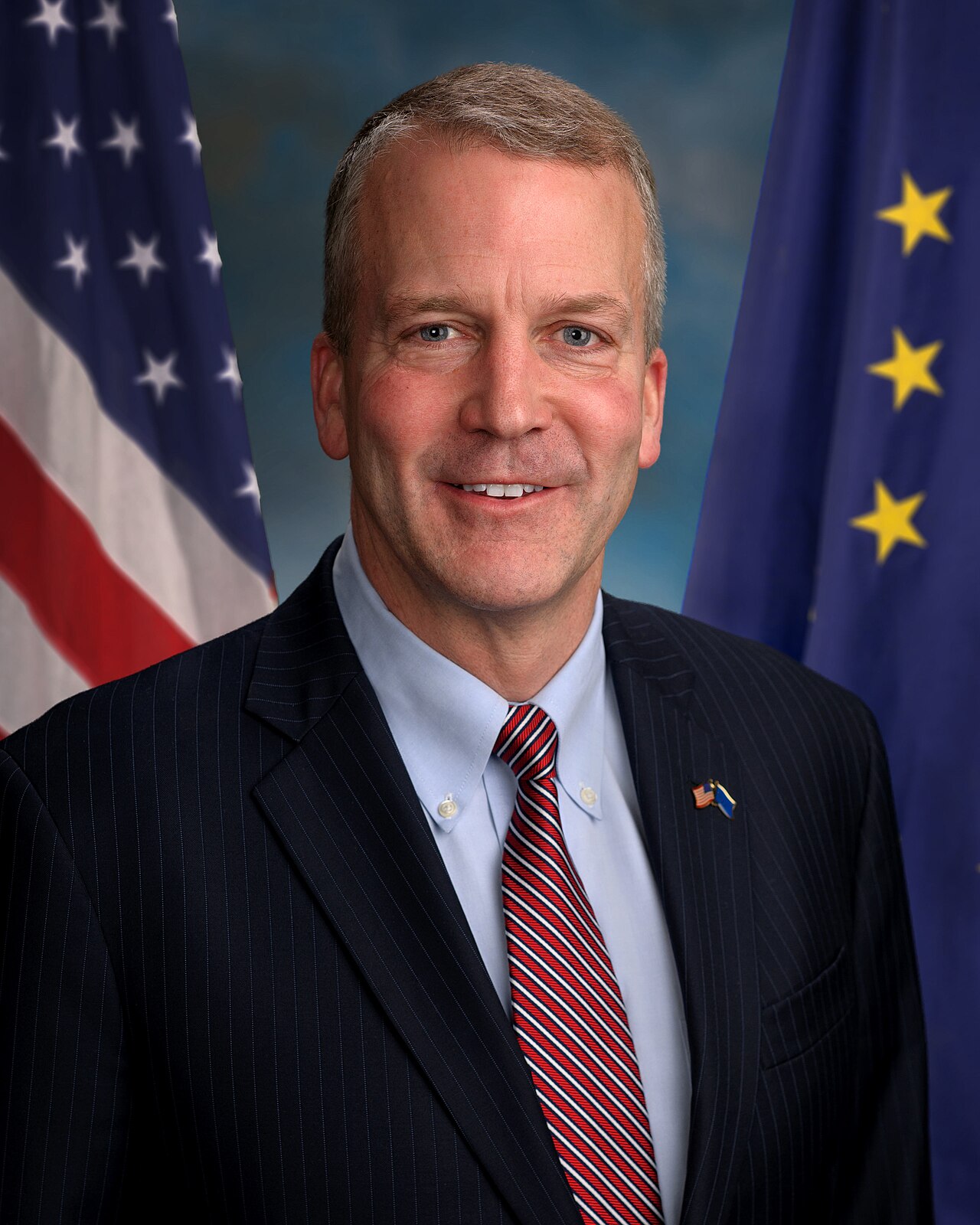 Alaska'da İki Dan Sullivan Çarpışıyor: Aynı İsim, Farklı Parti