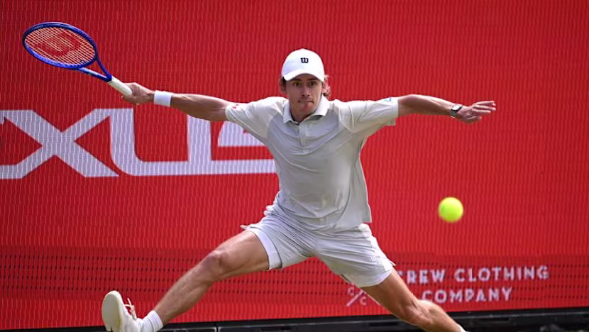 Alex De Minaur, Queen's Club'da Çeyrek Finale Yükseldi