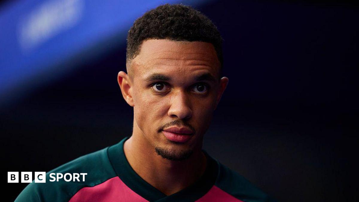 Alexander-Arnold: Liverpool taraftarının tacizi sürüyor