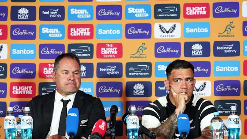 All Blacks, Sidney'de Wallabies'i ilk yarıdaki üstünlükle mağlup etti