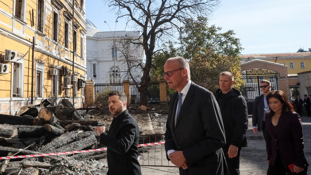 Almanya Başbakanı Merz Kiev'de: Rusya Köprüyü Vurdu