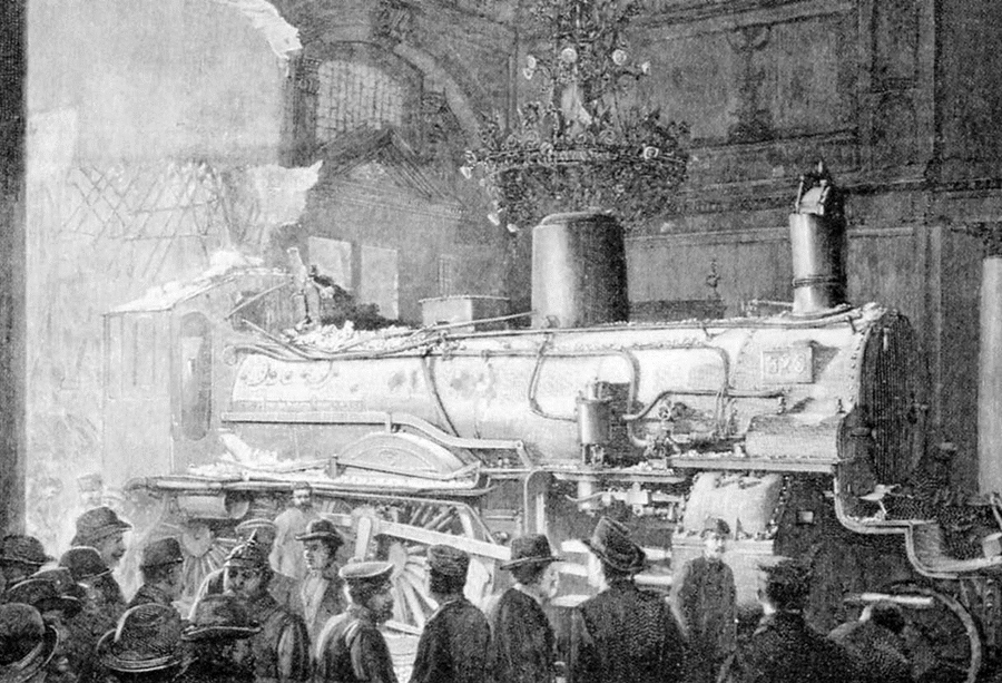 Almanya'nın güneyindeki tren istasyonunda patlama: 2 yaralı