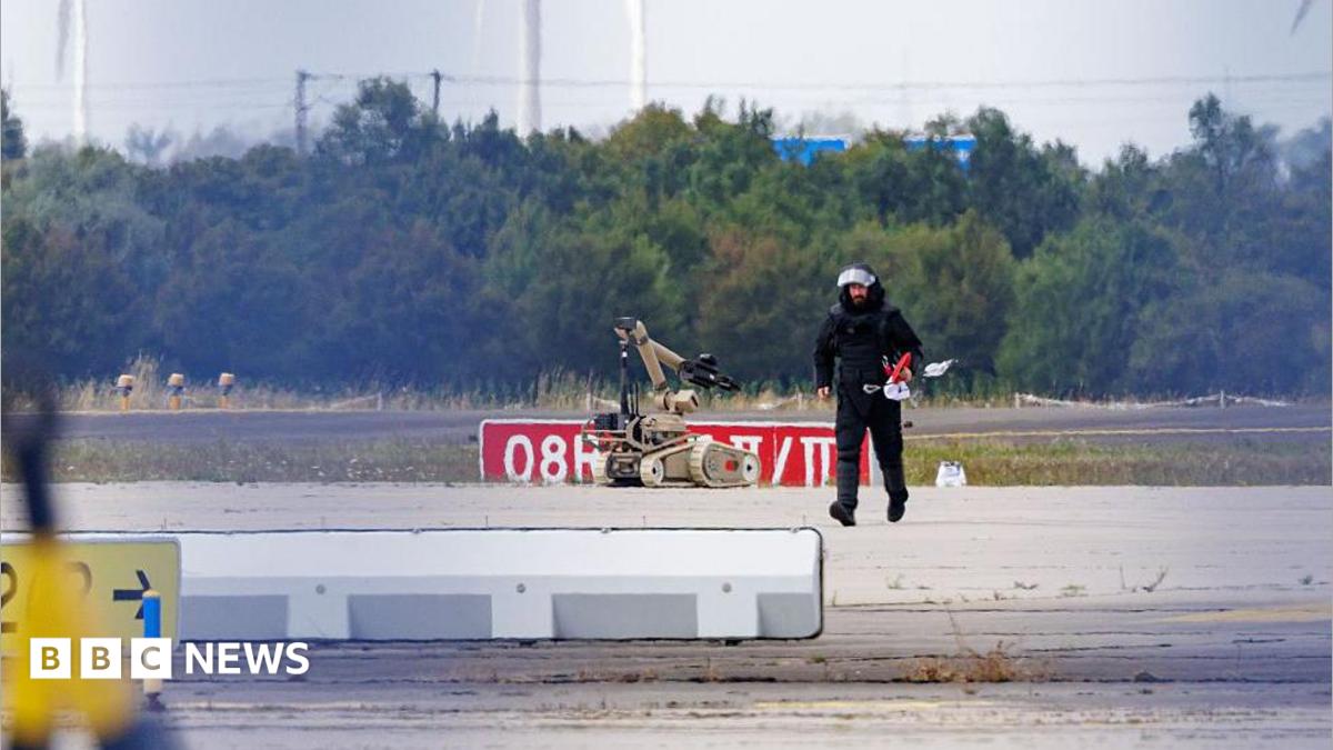 Almanya'da bir havalimanında patlayıcı taşıyan drone bulundu
