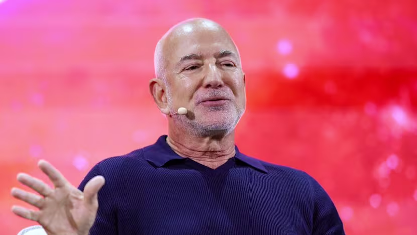 Amazon'un Bezos'u: Blue Origin halka arz yolunda