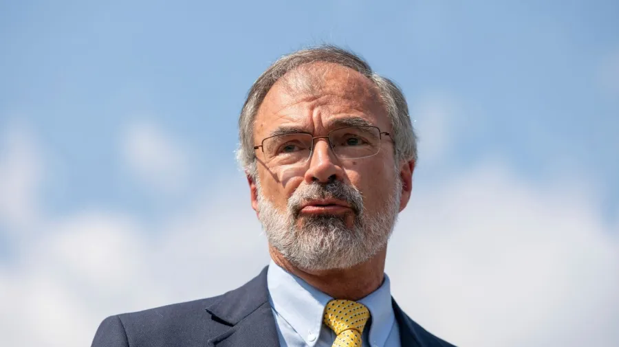 Andy Harris: Öğrenci Muhabirle Tartıştı, Liberaller Sinirlendi