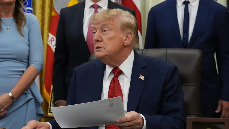 Anket: Seçmenlerin Çoğu Trump'ın Ekonomiyi Kötüleştirdiğini Düşünüyor