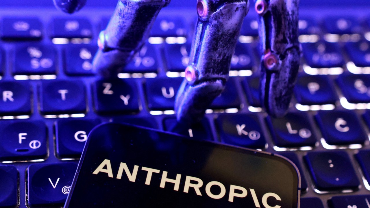Anthropic'ten ayrılan yapay zeka araştırmacısı: 'Hayatlarımızla kumar oynuyorlar